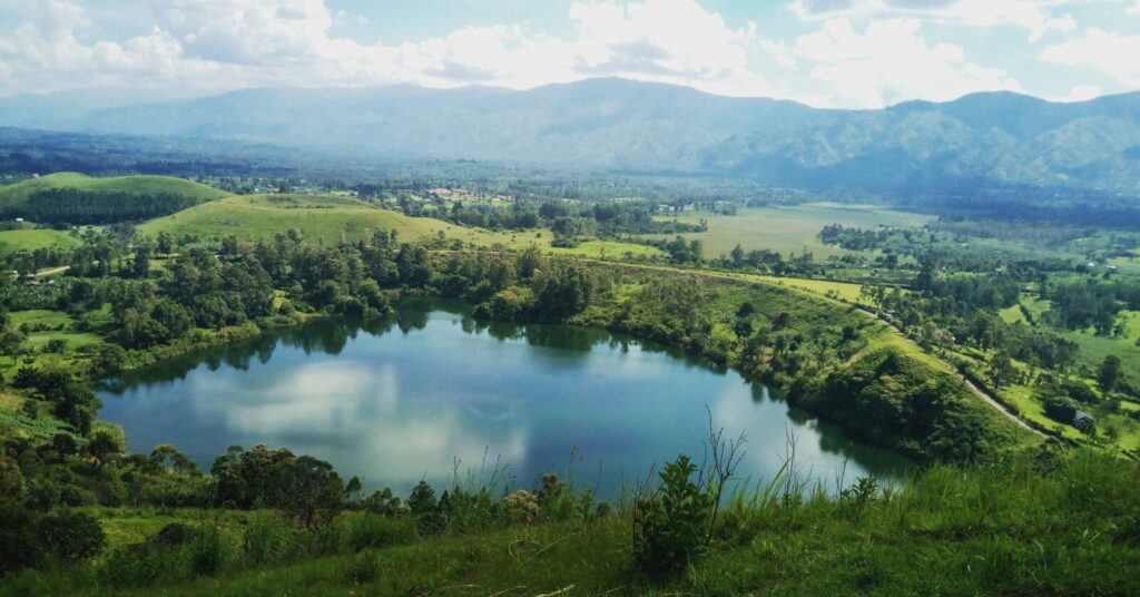 5 REASONS TO TRAVEL TO UGANDA 1 keith kasaija wrM9TOVDSrs unsplash 1