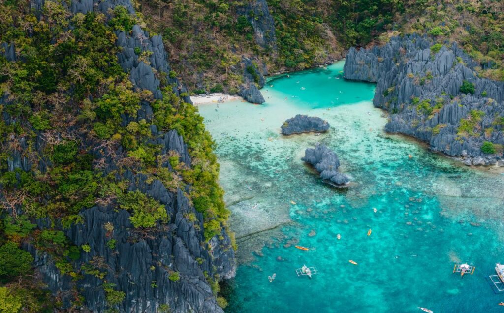 PHILIPPINES AND ITS BEACHES 2 fili 1