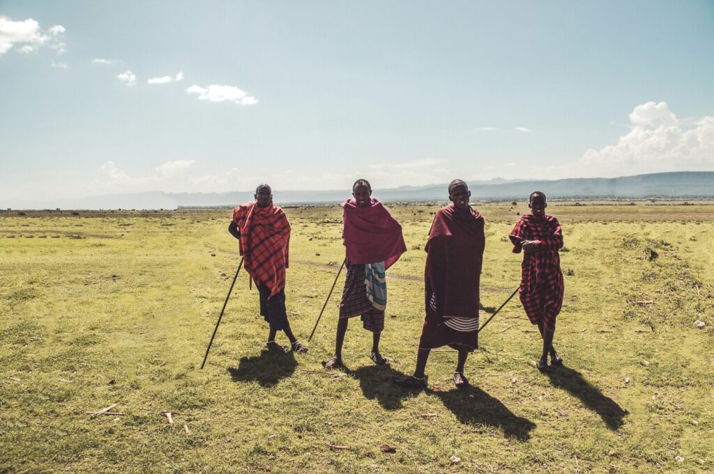 MASAI ATTIRE 2 paola blaskovic wpnem8FS5HE unsplash